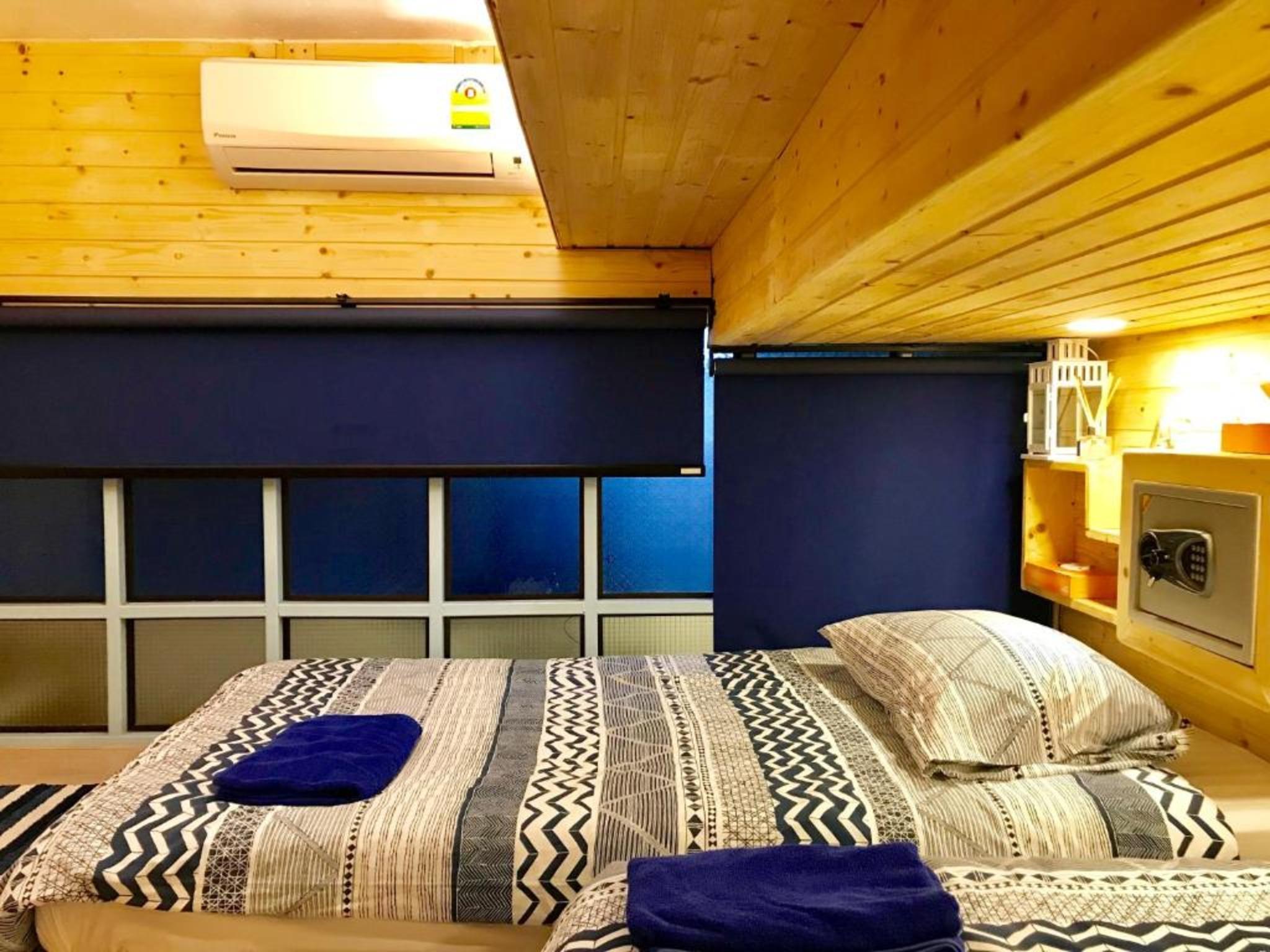 Blu Cabin Ari Stylish Gay Poshtel Bangkok Esterno foto