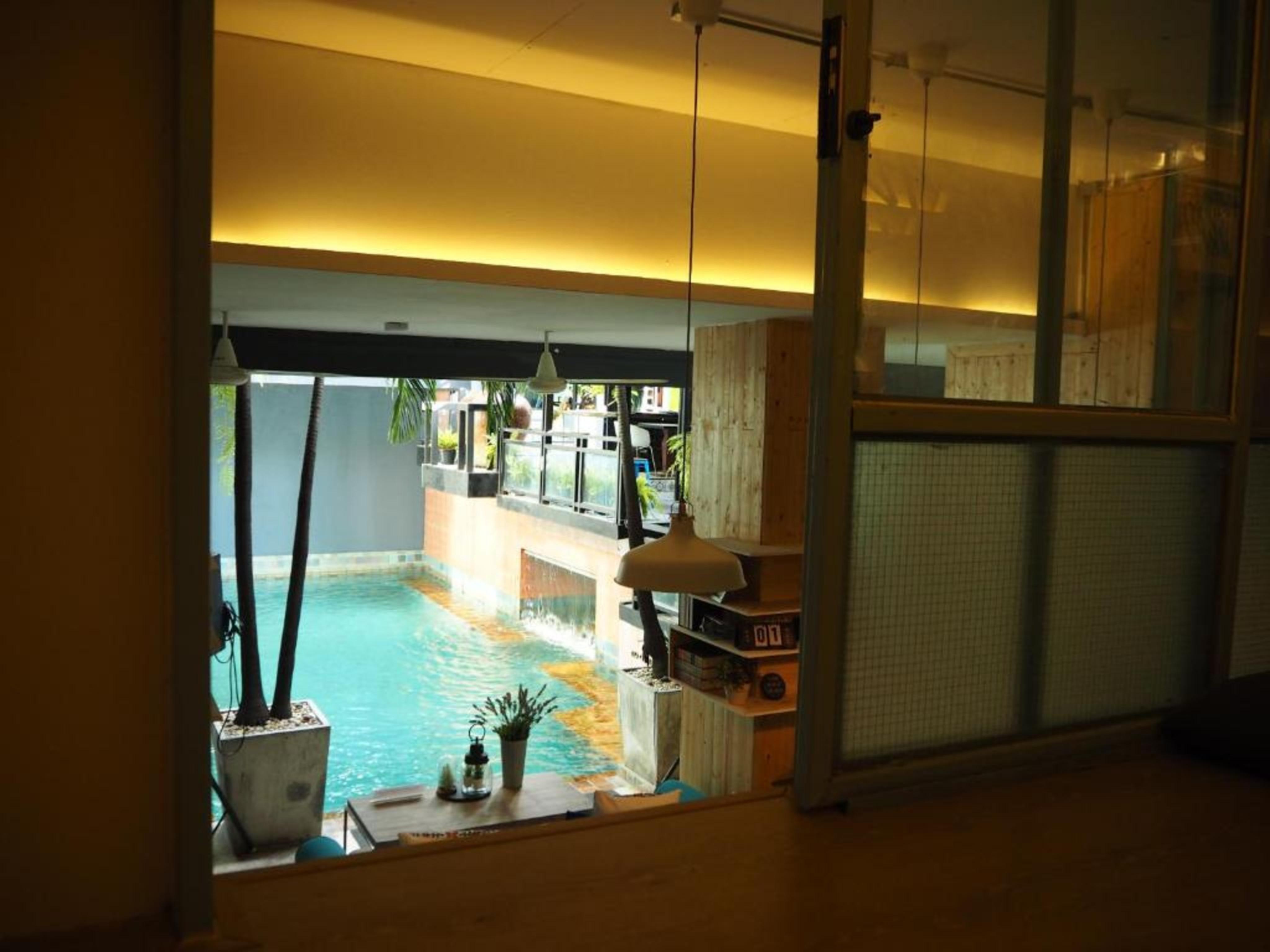 Blu Cabin Ari Stylish Gay Poshtel Bangkok Esterno foto