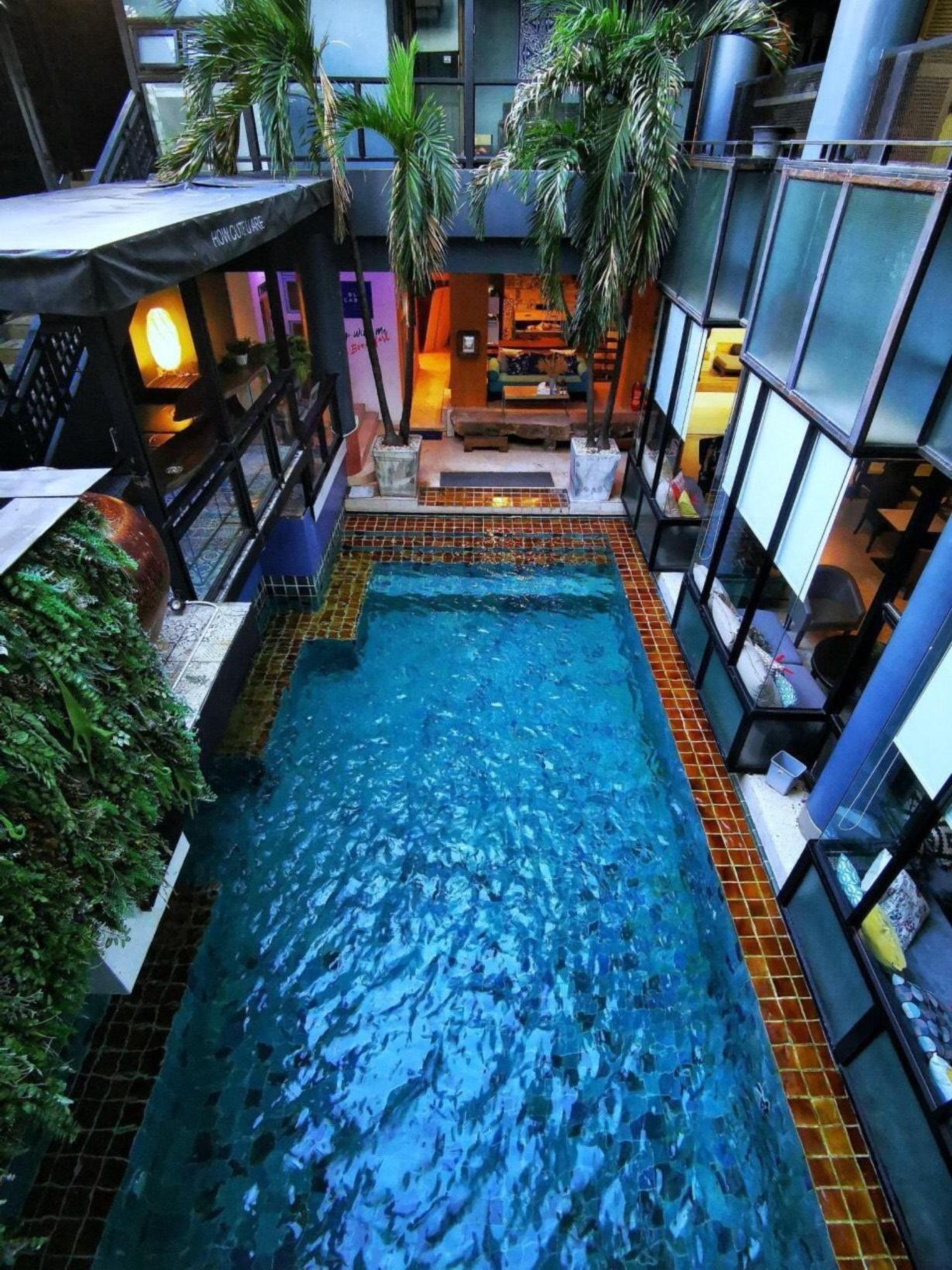 Blu Cabin Ari Stylish Gay Poshtel Bangkok Esterno foto