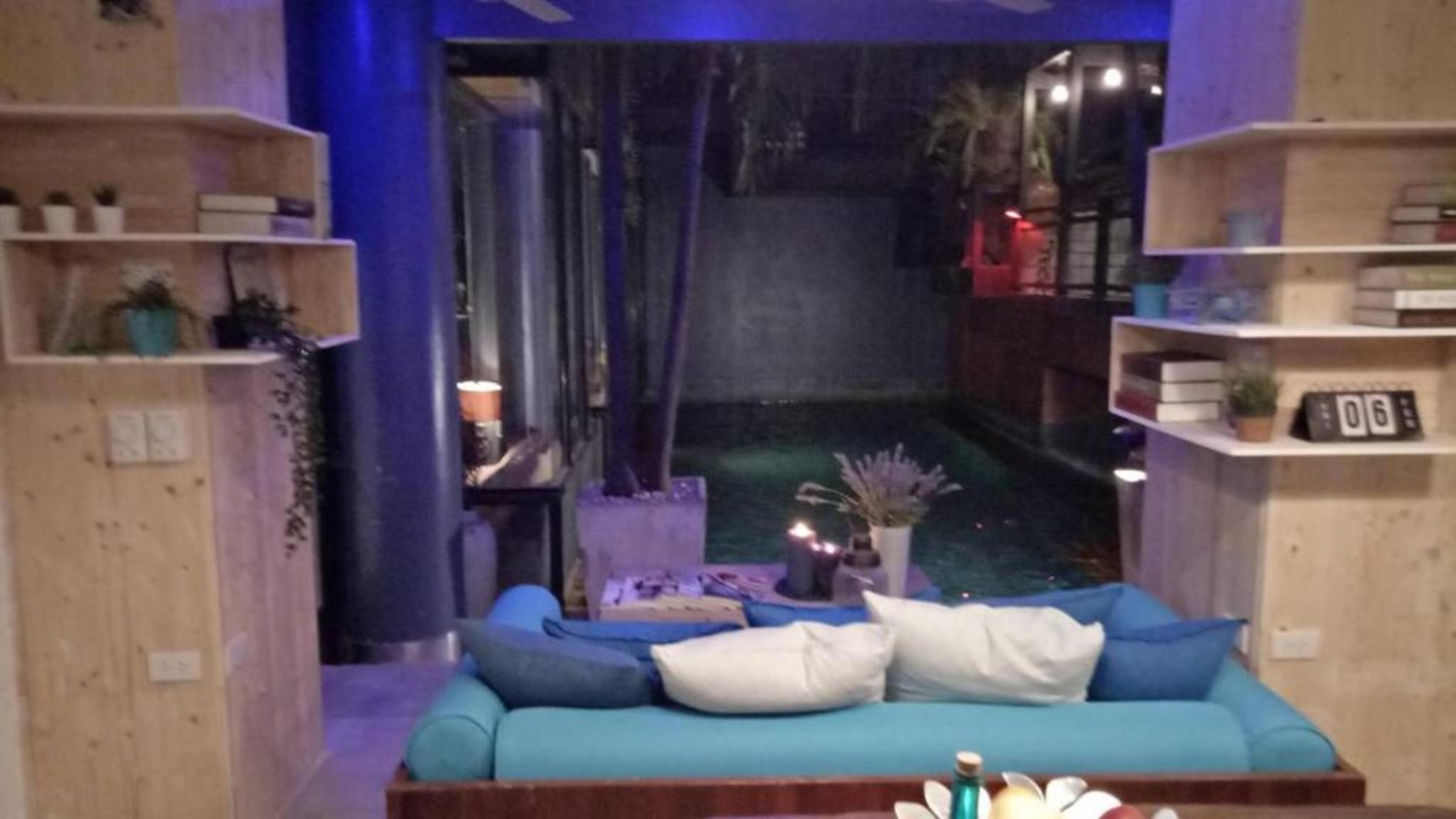 Blu Cabin Ari Stylish Gay Poshtel Bangkok Esterno foto