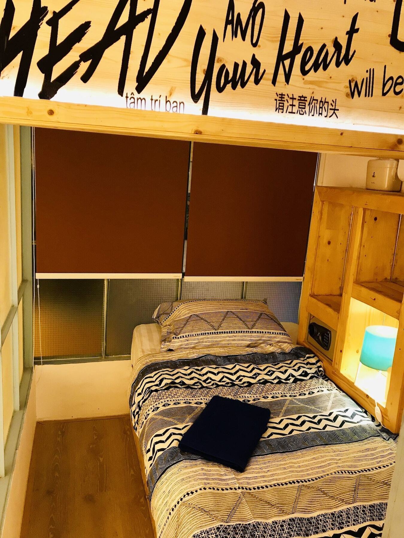 Blu Cabin Ari Stylish Gay Poshtel Bangkok Esterno foto